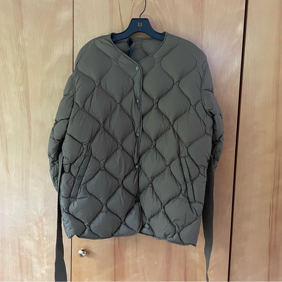 RAG & BONE Rudy Belted Quilted Shell Down Coat - Picture 11 of 15